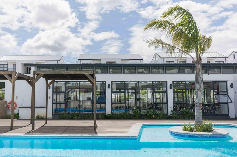 To Let 1 Bedroom Property for Rent in Sandown Western Cape